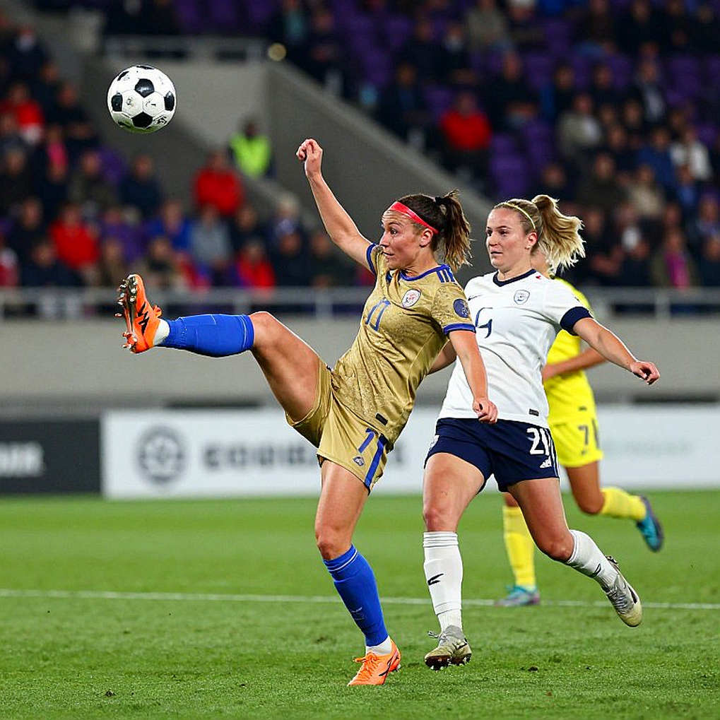 Khai quật Europa League: Những cái tên chưa kịp khắc vào huyền thoại sau đêm ra quân