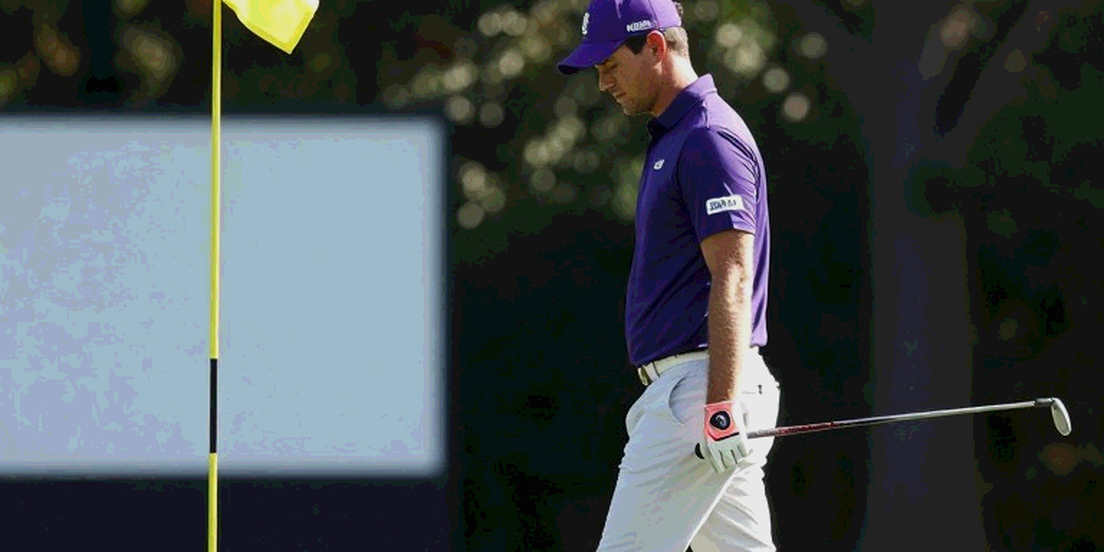 Tiger Woods và câu hỏi oái oăm: Liệu có được lái xe golf khi bằng lái bị treo?