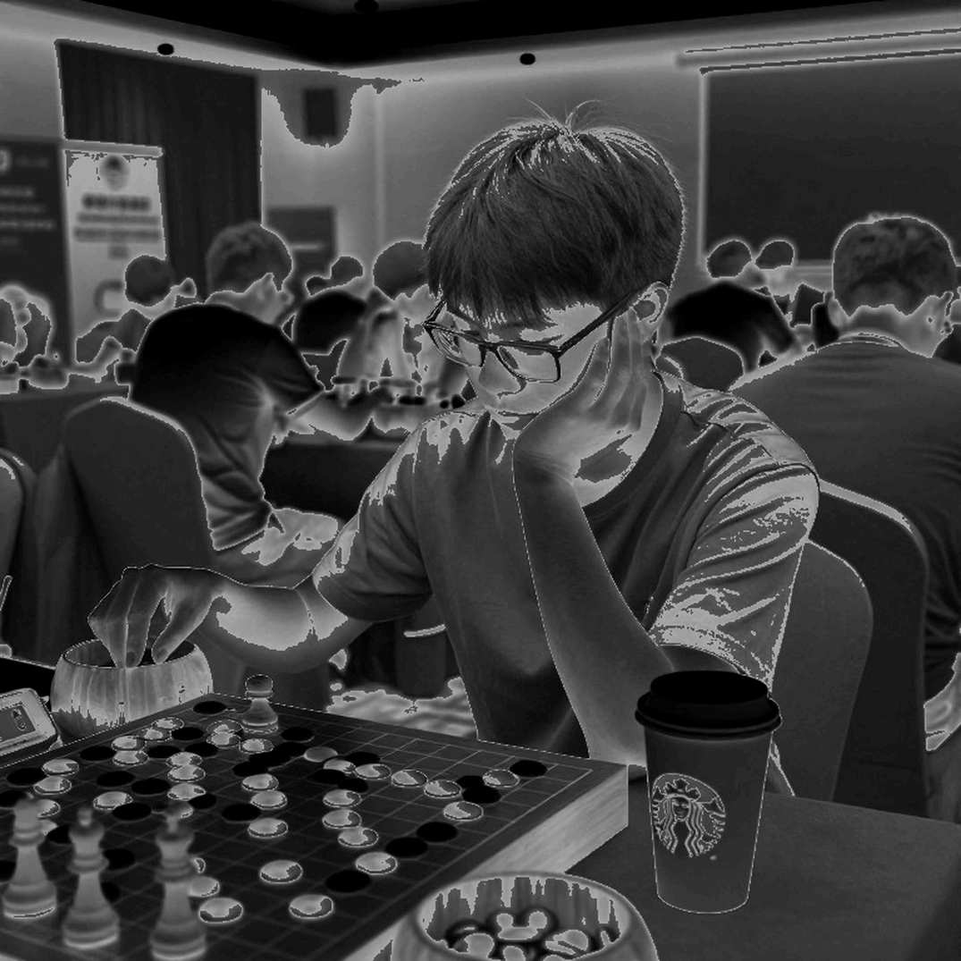 Samarkand trong tiêu đề, ChessBase trong thân bài: khoảng lặng của làng cờ